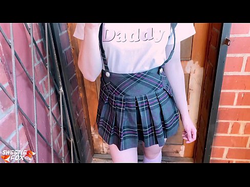 ❤️ Schoolgirl chuqur uning Dick so'radi va sinflar o'rniga fucks. ❤️ Sluts uz.pornhdvideos.ru